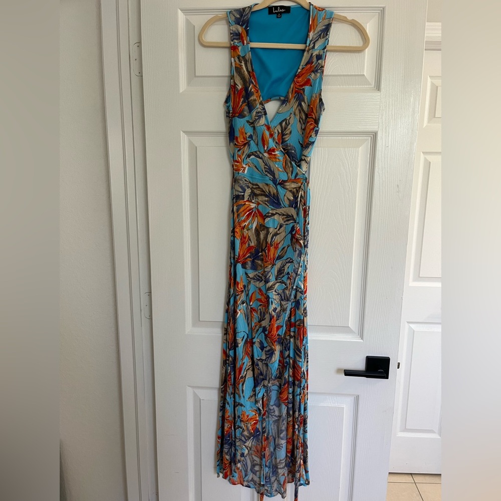 Lulu’s Blue Floral Wrap Maxi Dress with Opening in Back